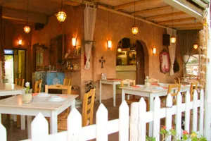 The dining room and bar at Bandanna Kalafatis.